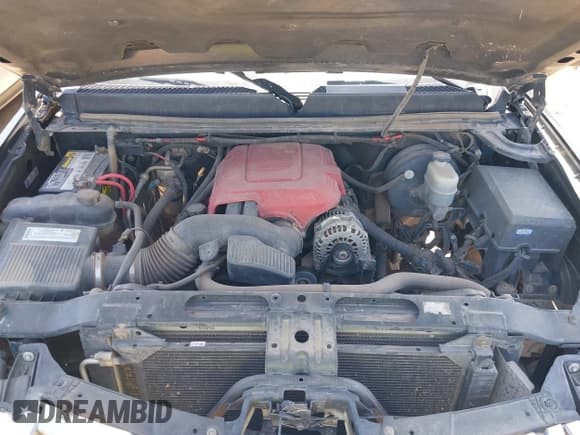 ✅ 2008 GMC Sierra Denali • VIN: 2GTEK638781311204 • Lot: 42078564. Listed on IAAI with 158,728 mi. Free auction sales archive from the USA and detailed vehicle history report at DreamBid. Image 10.