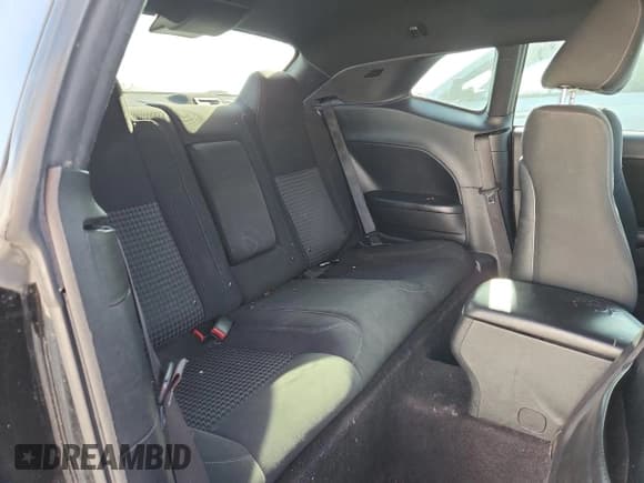 ✅ 2018 Dodge Challenger SXT Plus • VIN: 2C3CDZAG8JH131616 • Lot: 61489935. Wystawiony na Copart z przebiegiem 137 475 mil. Bezpłatny archiwum sprzedaży aukcyjnych z USA i szczegółowy raport historii pojazdu na DreamBid. Zdjęcie 10.