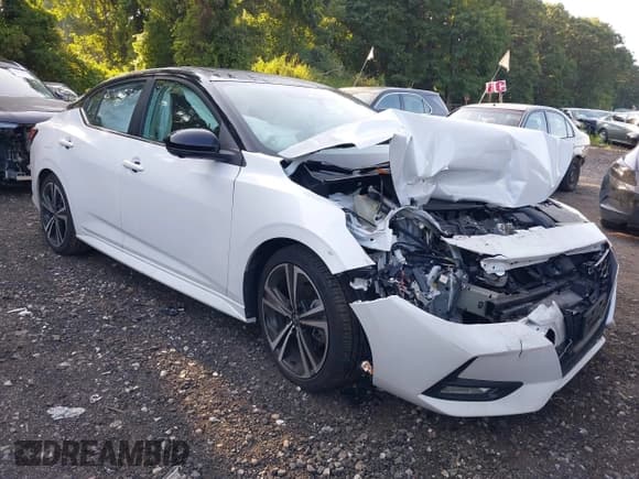 ✅ 2021 Nissan Sentra SR • VIN: 3N1AB8DV4MY303199 • Lot: 42900684. Listed on IAAI with 72,622 mi. Free auction sales archive from the USA and detailed vehicle history report at DreamBid. Image 1.