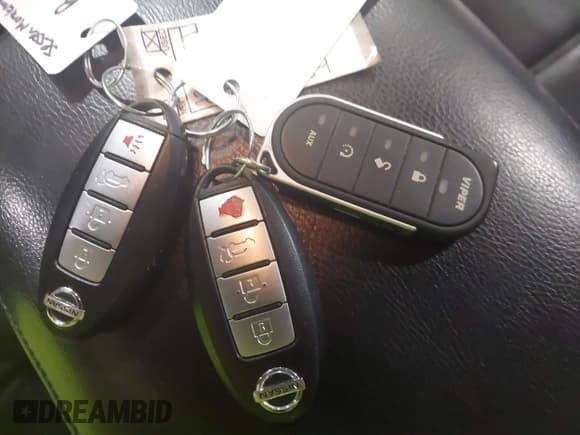 ✅ 2012 Nissan Murano SV • VIN: JN8AZ1MW2CW205923 • Lot: 42312583. Listed on IAAI with 165,484 mi. Free auction sales archive from the USA and detailed vehicle history report at DreamBid. Image 11.