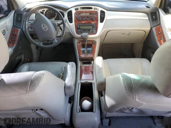 ✅ 2005 Toyota Highlander Limited • VIN: JTEEP21A050105399 • Lot: 90635695. Wystawiony na Copart z przebiegiem 254 767 mil. Bezpłatny archiwum sprzedaży aukcyjnych z USA i szczegółowy raport historii pojazdu na DreamBid. Zdjęcie 8.