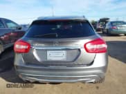 ✅ 2017 Mercedes-Benz GLA 250 • VIN: WDCTG4GB4HJ341330 • Lot: 41612261. Wystawiony na IAAI z przebiegiem 104 743 mil. Bezpłatny archiwum sprzedaży aukcyjnych z USA i szczegółowy raport historii pojazdu na DreamBid. Zdjęcie 17.