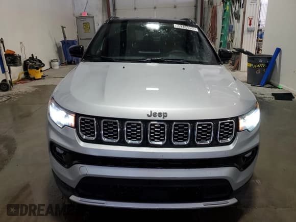 ✅ 2024 Jeep Compass Limited • VIN: 3C4NJDCN0RT125405 • Lot: 60204955. Listed on Copart with 34,041 mi. Free auction sales archive from the USA and detailed vehicle history report at DreamBid. Image 5.