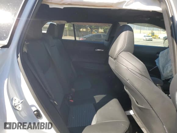 ✅ 2024 Toyota Corolla Cross Hybrid XSE • VIN: 7MUFBABG2RV051228 • Лот: 90340085. Опубликован ранее на Copart с пробегом Не указан. Бесплатный доступ к архиву аукционных продаж из США и подробный отчёт об истории автомобиля на DreamBid. Изображение 10.