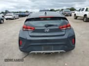 ✅ 2020 Hyundai Veloster 2.0 • VIN: KMHTG6AF8LU022982 • Лот: 84225285. Опубликован ранее на Copart с пробегом 61 812 миль. Бесплатный доступ к архиву аукционных продаж из США и подробный отчёт об истории автомобиля на DreamBid. Изображение 6.