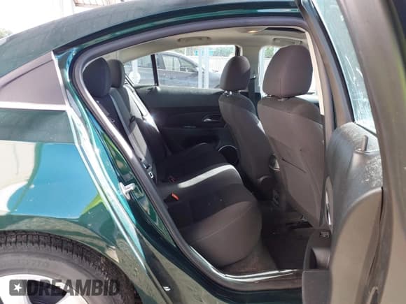 ✅ 2014 Chevrolet Cruze 1LT • VIN: 1G1PC5SB3E7185136 • Lot: 43482848. Listed on IAAI with 34,370 mi. Free auction sales archive from the USA and detailed vehicle history report at DreamBid. Image 8.