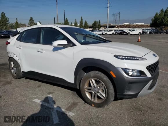 ✅ 2022 Hyundai Kona SE • VIN: KM8K2CAB8NU857120 • Лот: 67126494. Опубликован ранее на Copart с пробегом Не указан. Бесплатный доступ к архиву аукционных продаж из США и подробный отчёт об истории автомобиля на DreamBid. Изображение 4.