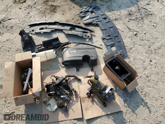 ✅ 2018 Nissan Pathfinder S • VIN: 5N1DR2MM1JC676646 • Лот: 59123585. Опубликован ранее на Copart с пробегом 132 576 миль. Бесплатный доступ к архиву аукционных продаж из США и подробный отчёт об истории автомобиля на DreamBid. Изображение 13.