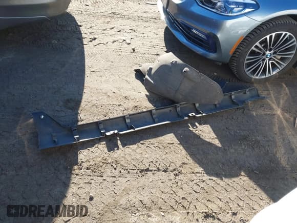 ✅ 2012 Acura TL Technology • VIN: 19UUA8F58CA021646 • Лот: 43732942. Опубликован ранее на IAAI с пробегом 105 493 миль. Бесплатный доступ к архиву аукционных продаж из США и подробный отчёт об истории автомобиля на DreamBid. Изображение 12.