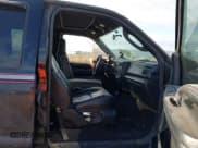 ✅ 2004 Ford F-250 XL • VIN: 1FTNW21P84EC27103 • Lot: 43725076. Wystawiony na IAAI z przebiegiem 151 419 mil. Bezpłatny archiwum sprzedaży aukcyjnych z USA i szczegółowy raport historii pojazdu na DreamBid. Zdjęcie 5.