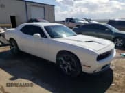 ✅ 2015 Dodge Challenger SXT Plus • VIN: 2C3CDZBG9FH700737 • Lot: 58145714. Wystawiony na Copart z przebiegiem 107 233 mil. Bezpłatny archiwum sprzedaży aukcyjnych z USA i szczegółowy raport historii pojazdu na DreamBid. Zdjęcie 4.