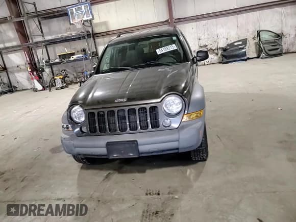 ✅ 2006 Jeep Liberty Sport • VIN: 1J4GL48K46W137297 • Лот: 84189315. Опубликован ранее на Copart с пробегом 104 609 миль. Бесплатный доступ к архиву аукционных продаж из США и подробный отчёт об истории автомобиля на DreamBid. Изображение 14.