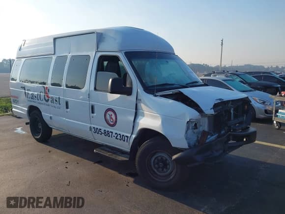 ✅ 2012 Ford Econoline Cargo Commercial • VIN: 1FTNS2EW8CDA42891 • Lot: 43034709. Wystawiony na IAAI z przebiegiem 649 193 mil. Bezpłatny archiwum sprzedaży aukcyjnych z USA i szczegółowy raport historii pojazdu na DreamBid. Zdjęcie 1.