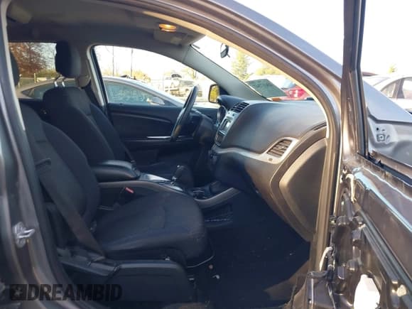 ✅ 2012 Dodge Journey SXT • VIN: 3C4PDDBG4CT364806 • Lot: 43687547. Wystawiony na IAAI z przebiegiem 173 744 mil. Bezpłatny archiwum sprzedaży aukcyjnych z USA i szczegółowy raport historii pojazdu na DreamBid. Zdjęcie 5.