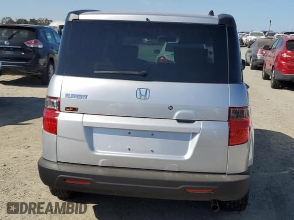 ✅ 2009 Honda Element LX • VIN: 5J6YH18369L004897 • Лот: 71525265. Опубликован ранее на Copart с пробегом 190 275 миль. Бесплатный доступ к архиву аукционных продаж из США и подробный отчёт об истории автомобиля на DreamBid. Изображение 6.