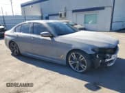 ✅ 2020 BMW 5 Series M550i xDrive • VIN: WBAJS7C07LCD45449 • Lot: 77183744. Wystawiony na Copart z przebiegiem 44 445 mil. Bezpłatny archiwum sprzedaży aukcyjnych z USA i szczegółowy raport historii pojazdu na DreamBid. Zdjęcie 4.