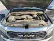 2019 Ram 1500 Limited z VIN 1C6SRFPT3KN907260, wystawiony jako Copart lot #68597555 z przebiegiem 127 663 mil mil oraz Szkoda całkowita • Salvage title. Historia ofert i sprzedaży dostępna na DreamBid. Obrazek 11.