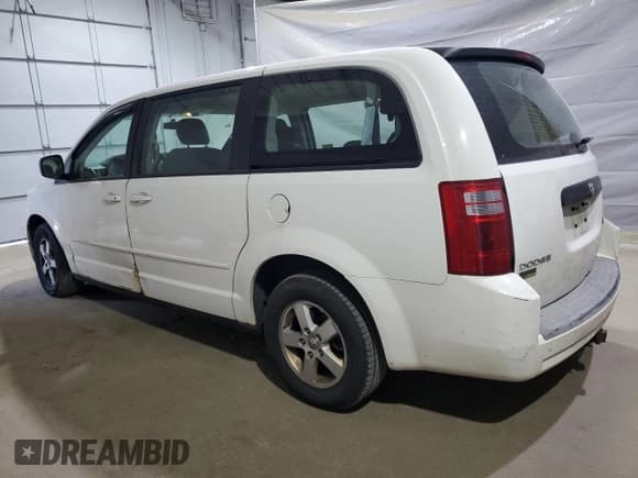 ✅ 2010 Dodge Grand Caravan SE • VIN: 2D4RN4DE0AR172173 • Lot: 70133335. Listed on Copart with 381,661 mi. Free auction sales archive from the USA and detailed vehicle history report at DreamBid. Image 2.