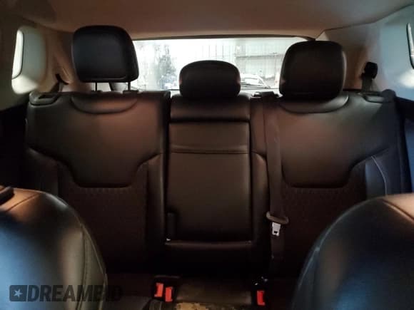 ✅ 2018 Jeep Compass Latitude • VIN: 3C4NJDBB9JT484750 • Lot: 92164385. Wystawiony na Copart z przebiegiem 95 755 mil. Bezpłatny archiwum sprzedaży aukcyjnych z USA i szczegółowy raport historii pojazdu na DreamBid. Zdjęcie 10.