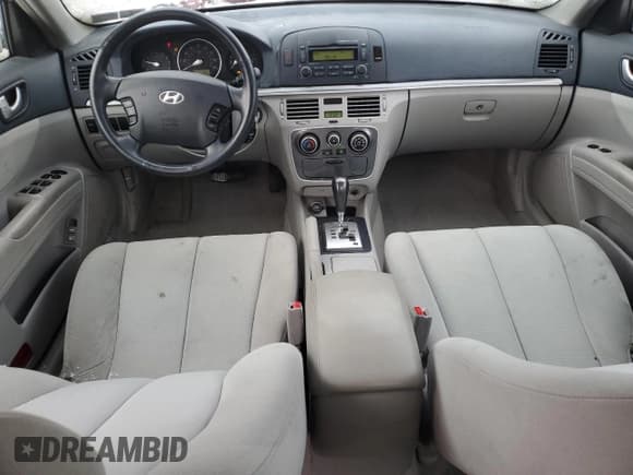 ✅ 2008 Hyundai Sonata SE • VIN: 5NPEU46F18H338356 • Lot: 88768535. Listed on Copart with 67,252 mi. Free auction sales archive from the USA and detailed vehicle history report at DreamBid. Image 8.