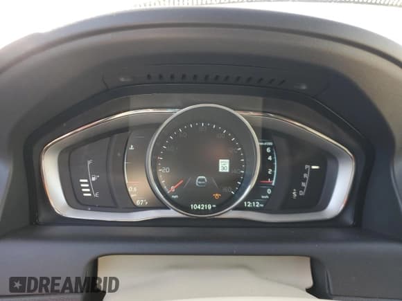 ✅ 2016 Volvo XC60 T5 Platinum • VIN: YV4612RM9G2787728 • Лот: 91417875. Опубликован ранее на Copart с пробегом 104 219 миль. Бесплатный доступ к архиву аукционных продаж из США и подробный отчёт об истории автомобиля на DreamBid. Изображение 9.