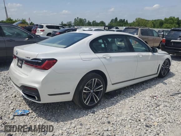 ✅ 2020 BMW 7 Series 740i xDrive • VIN: WBA7T4C0XLCD70397 • Лот: 66119165. Опубликован ранее на Copart с пробегом 50 215 миль. Бесплатный доступ к архиву аукционных продаж из США и подробный отчёт об истории автомобиля на DreamBid. Изображение 3.