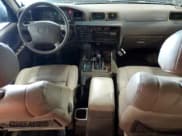 ✅ 1997 Toyota Land Cruiser • VIN: JT3HJ85J0V0184304 • Лот: 72438414. Опубликован ранее на Copart с пробегом 310 213 миль. Бесплатный доступ к архиву аукционных продаж из США и подробный отчёт об истории автомобиля на DreamBid. Изображение 8.