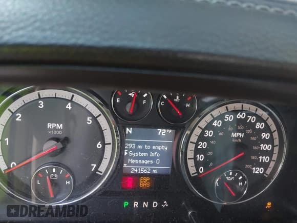 ✅ 2009 Dodge 1500 SLT • VIN: 1D3HV13T79J528603 • Lot: 40878151. Wystawiony na IAAI z przebiegiem 241 562 mil. Bezpłatny archiwum sprzedaży aukcyjnych z USA i szczegółowy raport historii pojazdu na DreamBid. Zdjęcie 7.