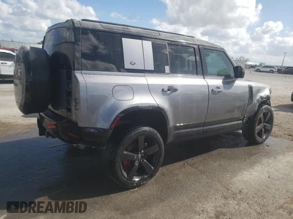 ✅ 2023 Land Rover Defender X • VIN: SALEXEEU6P2136280 • Lot: 77014604. Listed on Copart with 27,736 mi. Free auction sales archive from the USA and detailed vehicle history report at DreamBid. Image 3.