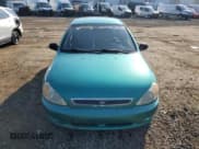 ✅ 2001 Kia Rio • VIN: KNADC123916520750 • Lot: 63941605. Wystawiony na Copart z przebiegiem 33 175 mil. Bezpłatny archiwum sprzedaży aukcyjnych z USA i szczegółowy raport historii pojazdu na DreamBid. Zdjęcie 5.