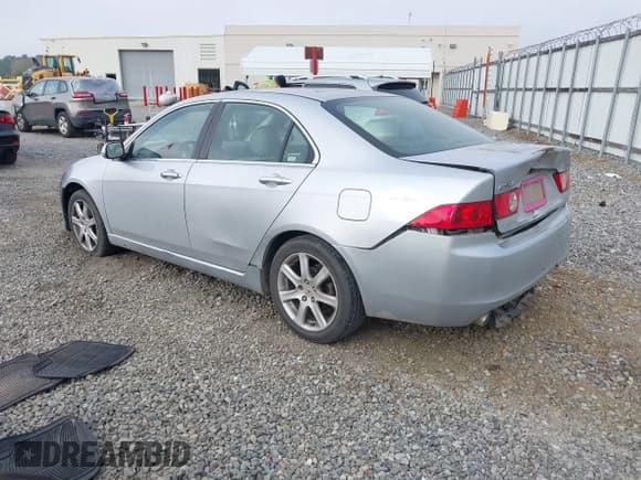 ✅ 2004 Acura TSX • VIN: JH4CL968X4C030437 • Лот: 43588460. Опубликован ранее на IAAI с пробегом 205 063 миль. Бесплатный доступ к архиву аукционных продаж из США и подробный отчёт об истории автомобиля на DreamBid. Изображение 3.