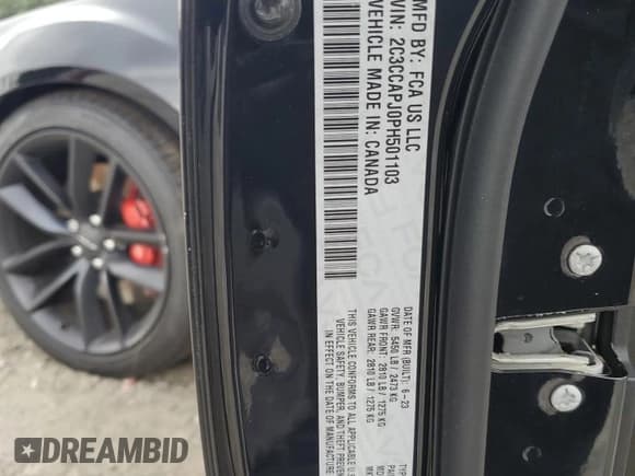 ✅ 2023 Chrysler 300 C • VIN: 2C3CCAPJ0PH501103 • Лот: 67684695. Опубликован ранее на Copart с пробегом 32 633 миль. Бесплатный доступ к архиву аукционных продаж из США и подробный отчёт об истории автомобиля на DreamBid. Изображение 12.