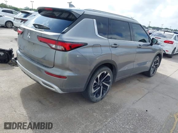 ✅ 2022 Mitsubishi Outlander SEL • VIN: JA4J3VA86NZ058107 • Lot: 41941277. Wystawiony na IAAI z przebiegiem 40 352 mil. Bezpłatny archiwum sprzedaży aukcyjnych z USA i szczegółowy raport historii pojazdu na DreamBid. Zdjęcie 4.