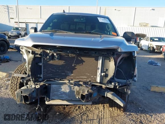 ✅ 2020 Ford F-150 XL • VIN: 1FTEW1C42LKE35085 • Lot: 43529880. Listed on IAAI with 61,393 mi. Free auction sales archive from the USA and detailed vehicle history report at DreamBid. Image 13.