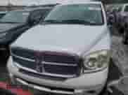 2007 Dodge 1500 SLT z VIN 1D7HA18217S256910, wystawiony jako Copart lot #74396354 z przebiegiem 145 475 mil mil oraz Szkoda całkowita • Salvage title. Historia ofert i sprzedaży dostępna na DreamBid. Obrazek 5.