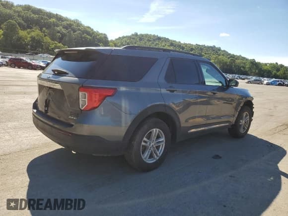 ✅ 2024 Ford Explorer XLT • VIN: 1FMSK8DH0RGA44842 • Lot: 69425005. Wystawiony na Copart z przebiegiem 54 472 mil. Bezpłatny archiwum sprzedaży aukcyjnych z USA i szczegółowy raport historii pojazdu na DreamBid. Zdjęcie 3.