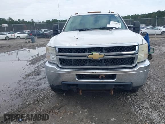 ✅ 2011 Chevrolet Silverado 2500HD LT • VIN: 1GC1KXCG8BF254085 • Lot: 43839720. Listed on IAAI with 252,712 mi. Free auction sales archive from the USA and detailed vehicle history report at DreamBid. Image 13.