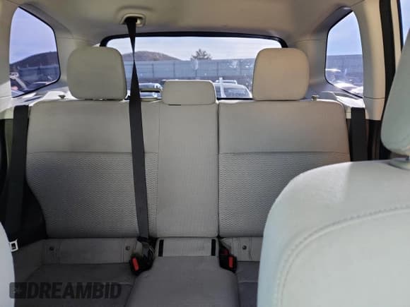 ✅ 2015 Subaru Forester 2.5i • VIN: JF2SJABC1FH542478 • Lot: 90313995. Wystawiony na Copart z przebiegiem 93 537 mil. Bezpłatny archiwum sprzedaży aukcyjnych z USA i szczegółowy raport historii pojazdu na DreamBid. Zdjęcie 10.