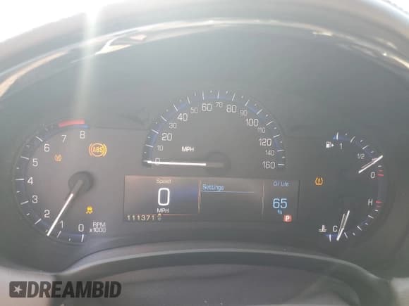 ✅ 2013 Cadillac XTS Luxury • VIN: 2G61R5S36D9241185 • Lot: 63567255. Wystawiony na Copart z przebiegiem 111 371 mil. Bezpłatny archiwum sprzedaży aukcyjnych z USA i szczegółowy raport historii pojazdu na DreamBid. Zdjęcie 9.