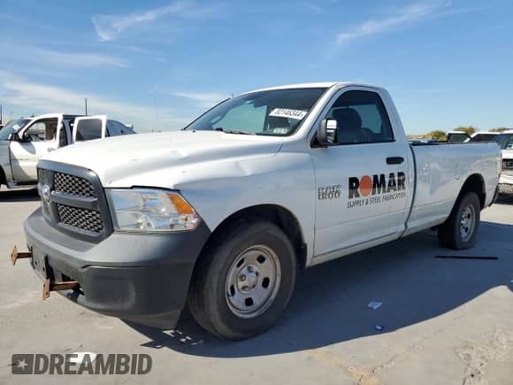 2015 Ram 1500 Tradesman with VIN 3C6JR6DG2FG572090, listed as a Copart auction lot 82146344 with 209,260 mi miles and Clean title. Bid and sale history available at DreamBid. Image 1.