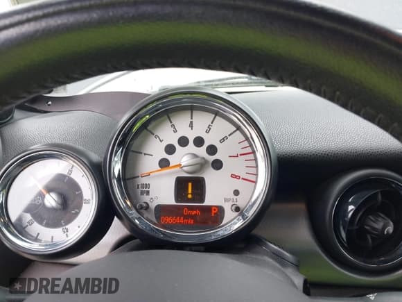 ✅ 2014 MINI Convertible S • VIN: WMWZP3C52ET707048 • Lot: 43436258. Listed on IAAI with 96,644 mi. Free auction sales archive from the USA and detailed vehicle history report at DreamBid. Image 7.