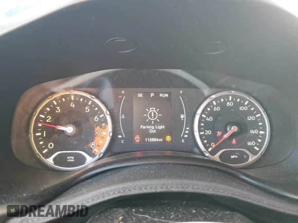 ✅ 2017 Jeep Renegade Sport • VIN: ZACCJAAB6HPF91280 • Lot: 90643555. Listed on Copart with 115,694 mi. Free auction sales archive from the USA and detailed vehicle history report at DreamBid. Image 9.