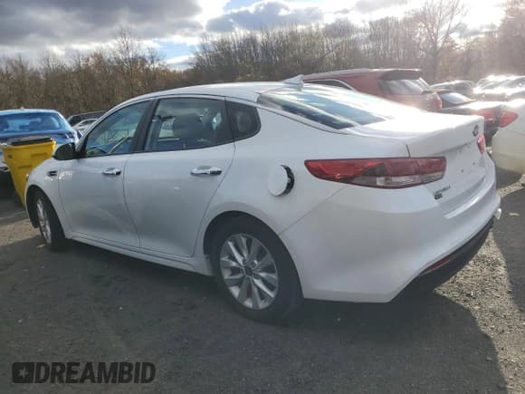 ✅ 2017 Kia Optima LX • VIN: 5XXGT4L38HG172919 • Lot: 86884875. Listed on Copart with 141,307 mi. Free auction sales archive from the USA and detailed vehicle history report at DreamBid. Image 2.