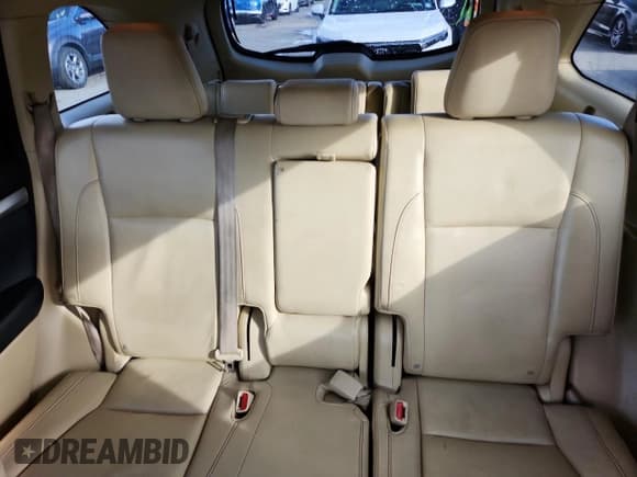 ✅ 2015 Toyota Highlander XLE • VIN: 5TDJKRFH4FS089500 • Lot: 92736185. Wystawiony na Copart z przebiegiem 200 098 mil. Bezpłatny archiwum sprzedaży aukcyjnych z USA i szczegółowy raport historii pojazdu na DreamBid. Zdjęcie 10.