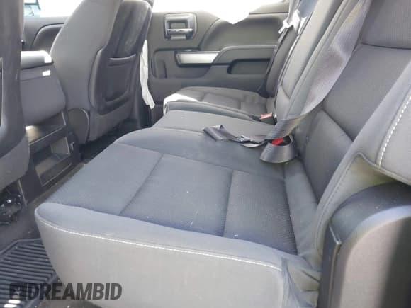 ✅ 2015 Chevrolet Silverado 2500HD LT • VIN: 1GC1KVEG9FF608249 • Lot: 41764810. Wystawiony na IAAI z przebiegiem 102 047 mil. Bezpłatny archiwum sprzedaży aukcyjnych z USA i szczegółowy raport historii pojazdu na DreamBid. Zdjęcie 8.