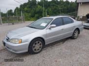 ✅ 2000 Acura TL • VIN: 19UUA5667YA011723 • Lot: 42847899. Listed on IAAI with 231,906 mi. Free auction sales archive from the USA and detailed vehicle history report at DreamBid. Image 2.