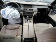 ✅ 2015 BMW 7 Series 750Li xDrive • VIN: WBAYF8C51FD654219 • Lot: 91939575. Wystawiony na Copart z przebiegiem 82 468 mil. Bezpłatny archiwum sprzedaży aukcyjnych z USA i szczegółowy raport historii pojazdu na DreamBid. Zdjęcie 8.