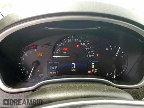 ✅ 2016 Cadillac SRX • VIN: 3GYFNAE31GS575354 • Lot: 64786435. Wystawiony na Copart z przebiegiem 176 079 mil. Bezpłatny archiwum sprzedaży aukcyjnych z USA i szczegółowy raport historii pojazdu na DreamBid. Zdjęcie 9.