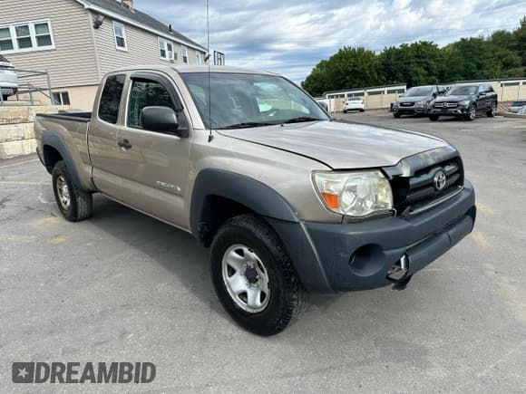 ✅ 2006 Toyota Tacoma • VIN: 5TEUU42NX6Z198584 • Лот: 70904675. Опубликован ранее на Copart с пробегом 206 041 миль. Бесплатный доступ к архиву аукционных продаж из США и подробный отчёт об истории автомобиля на DreamBid. Изображение 4.