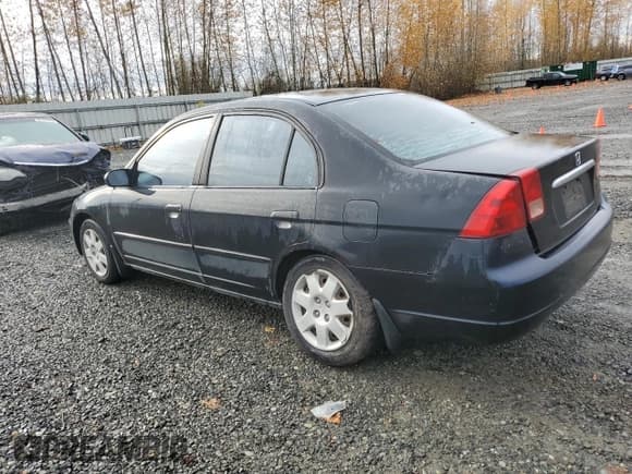 ✅ 2001 Honda Civic EX • VIN: 1HGES26721L063120 • Lot: 92315035. Listed on Copart with 156,105 mi. Free auction sales archive from the USA and detailed vehicle history report at DreamBid. Image 2.